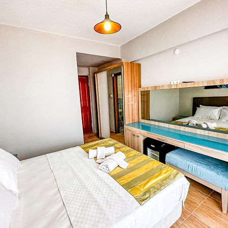 Grand Avsa Otel Мармара Адасъ Екстериор снимка